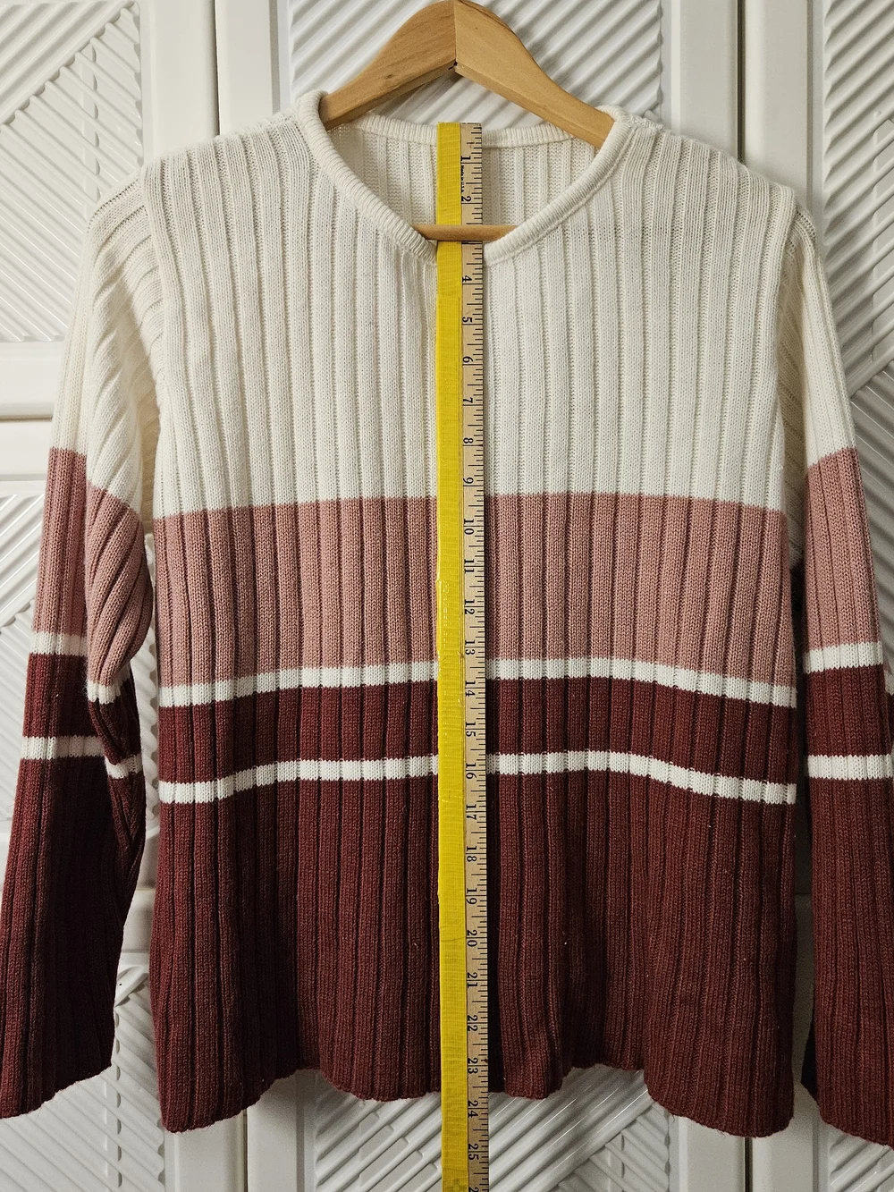 Source Unknown ribbed knit